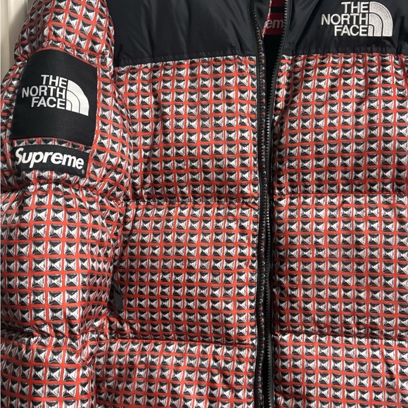 The North Face | Supreme Nuptse Jacket Red and Black - Picture 1 of 6